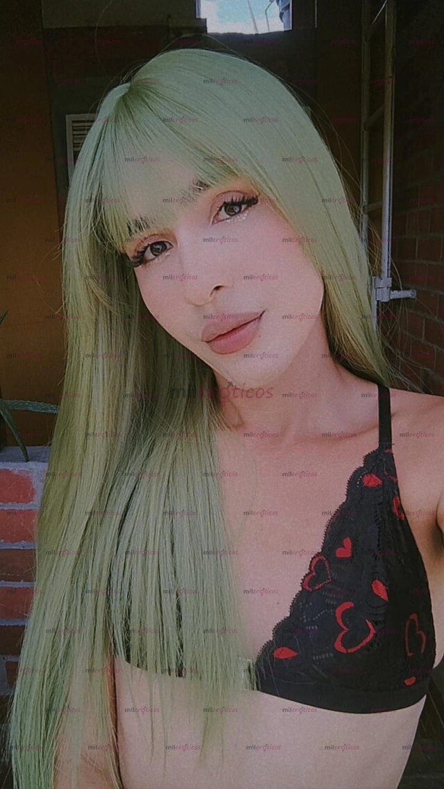 FOTOS DE LISA CHICA VERSATIL SIN LIMITES DISPUESTA A COMPLACER TUS FANTASIAS Y FETICHES