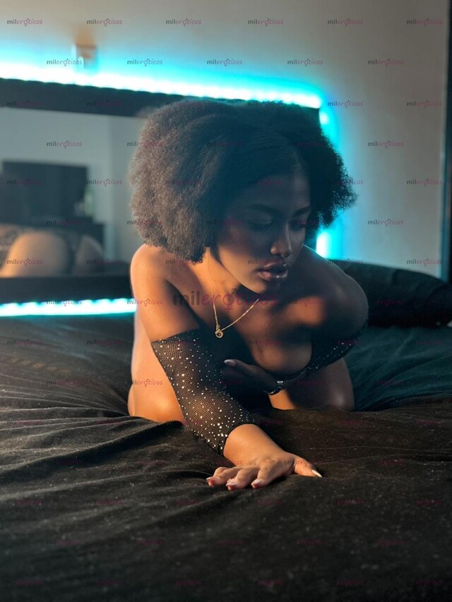 FOTOS DE SHANTAL HERMOSA Y COMPLACIENTE ESCORT A TU DOMICILIO