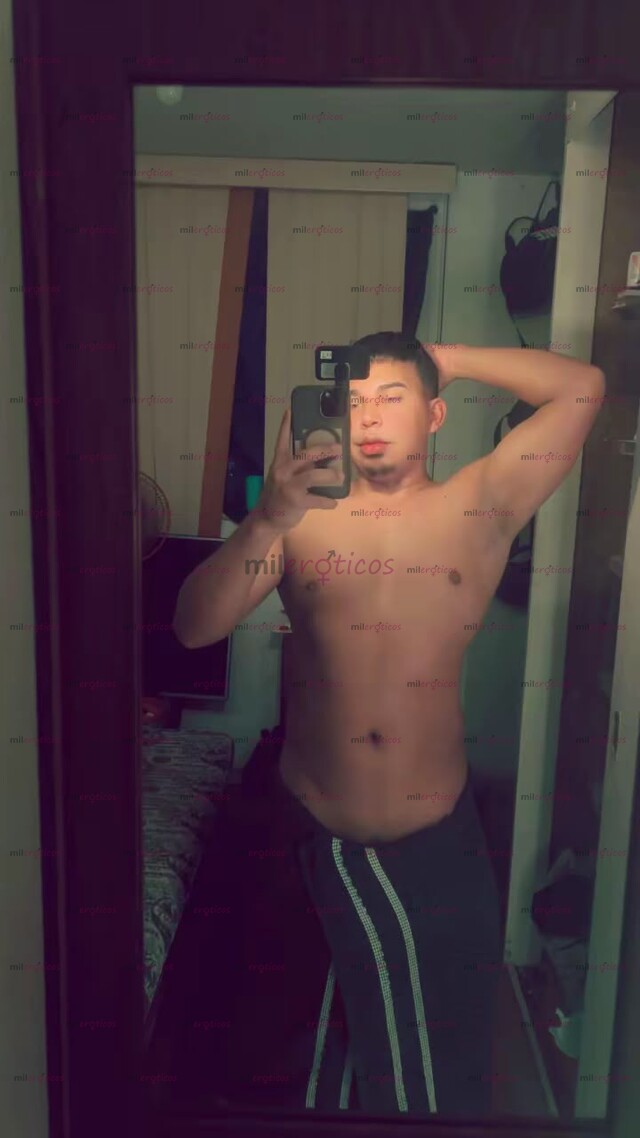 FOTOS DE VENEZOLANO EN LA CDMX DISPONIBLE VERGA GRUESA