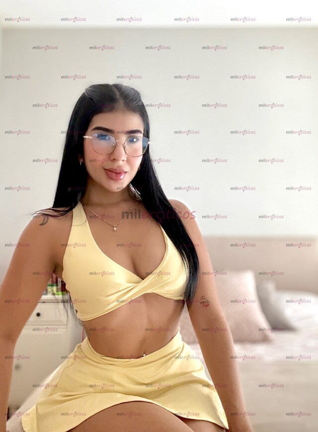 FOTOS DE NUEVA RECIEN LLEGADA , ESTRÉNAME ! CATALINA DE 20 AÑOS