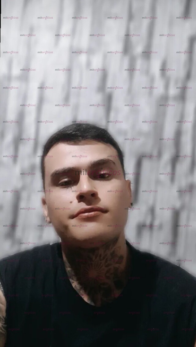 FOTOS DE SEXY CHICO DISPUESTO A FOLLARTE Y LLENARTE DE PLACER