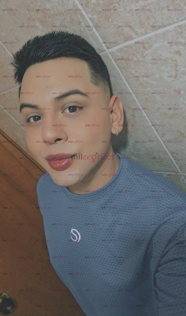FOTOS DE JOVEN VERSÁTIL DOTADO COMPLACIENTE Y CARIÑOSO ESCRIBEME PARA MAS INFORMACIÓN...
