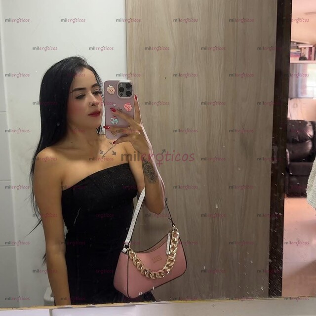 FOTOS DE KARLA FLACA DELICIOSA UBICADA EN EL POBLADO