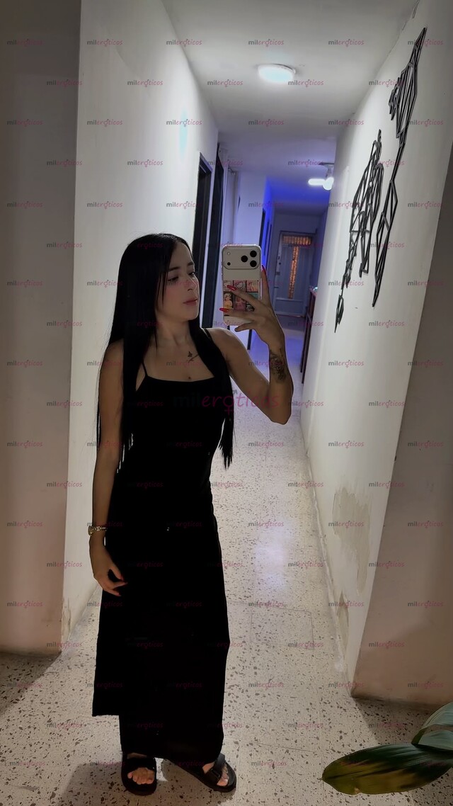 FOTOS DE KARLA FLACA DELICIOSA UBICADA EN EL POBLADO