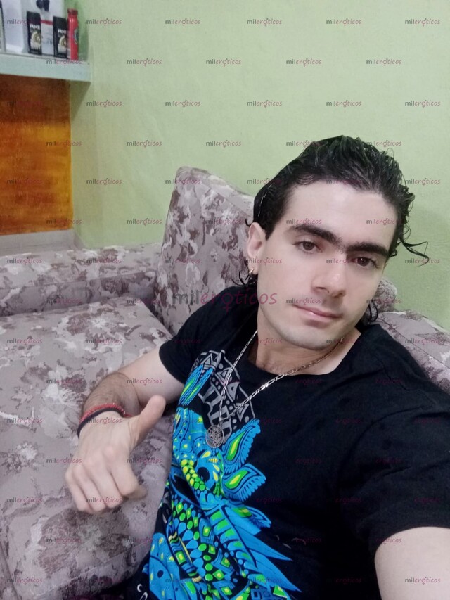 FOTOS DE GIGOLO A DAMAS Y PAREJAS CONTACTO 9993519275 WHATSAP