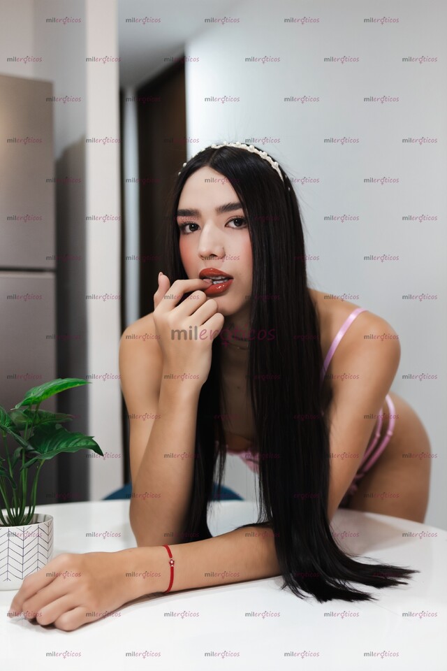 FOTOS DE TODA UNA BARBIE CACHOMDITA LISTA PARA CUMPLIR TUS FANTASÍAS