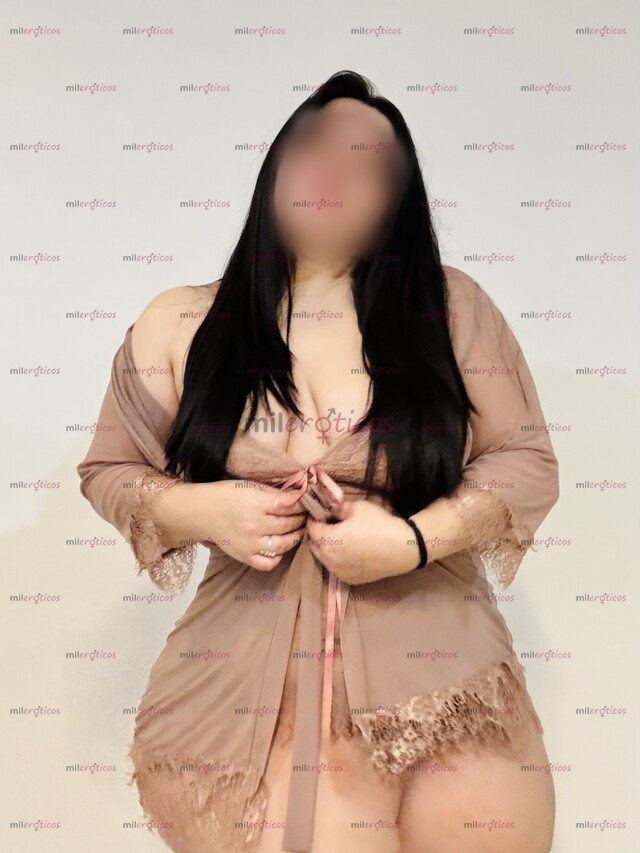 FOTOS DE TE ATIENDO EN DEPA SOLO VEN A DISFRUTAR NALGONA TETONA DE GRANDES CURVAS