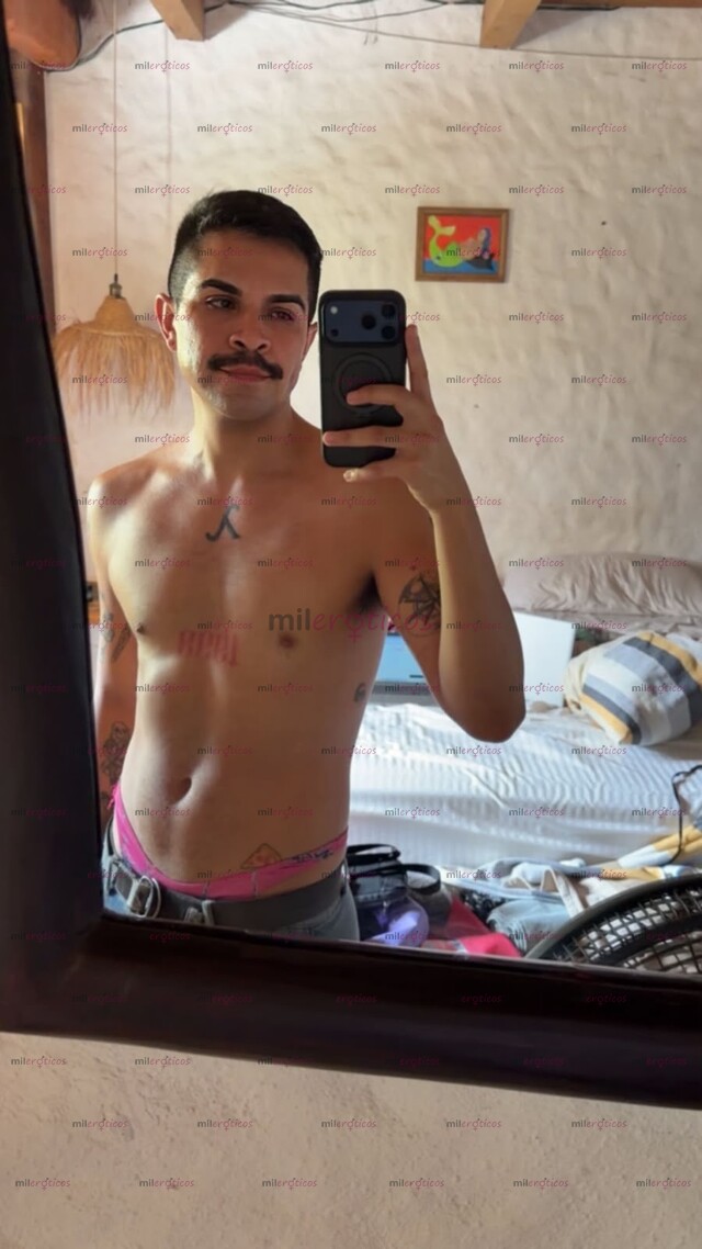 FOTOS DE MORENO, ALTO 180CM, VERGA GRANDE 19CM, TATUADO, ATLETICO, GUAPO Y BUENA ACTITUD