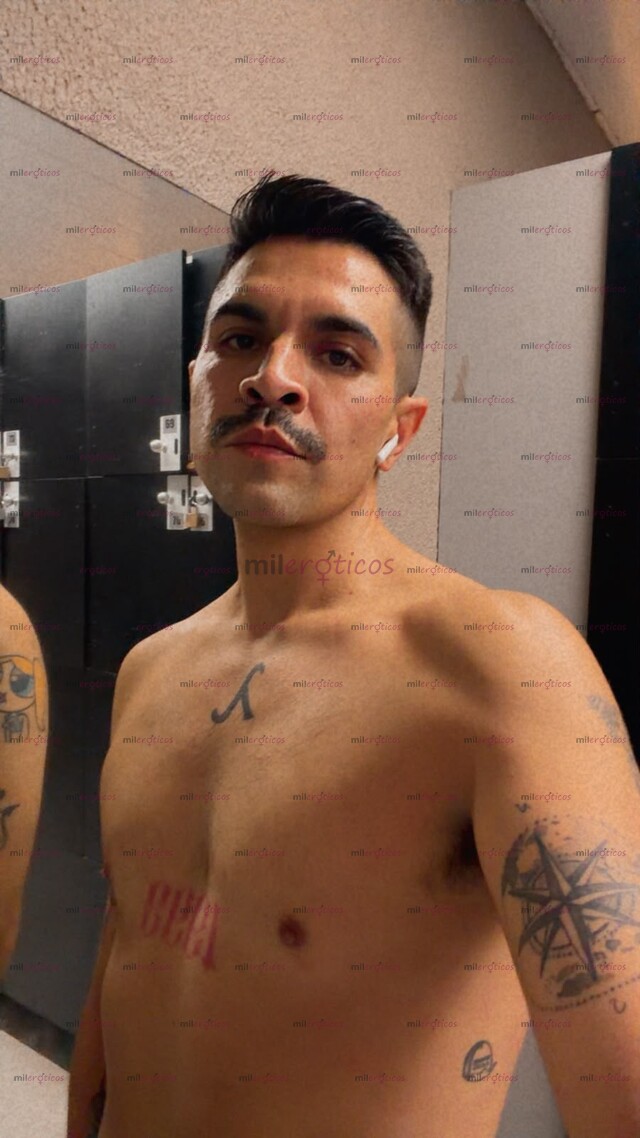 FOTOS DE MORENO, ALTO 180CM, VERGA GRANDE 19CM, TATUADO, ATLETICO, GUAPO Y BUENA ACTITUD