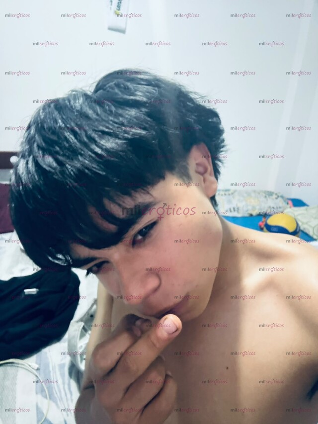 FOTOS DE SOY UN MUCHACHO DE 18 AÑOS CUMPLO FETICHES AGO LO QUE QUIERAS