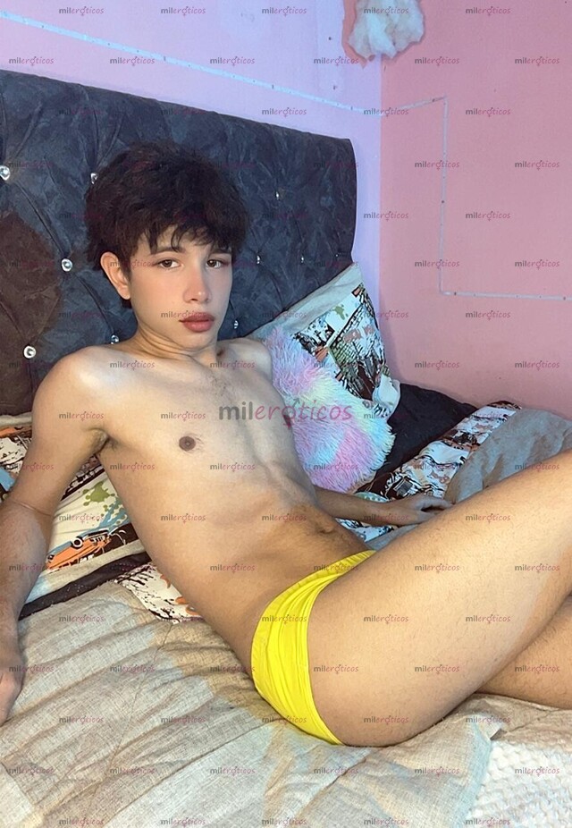 FOTOS DE CHICO POLLITO, DISPUESTO A COMPLASER SUS CLIENTES