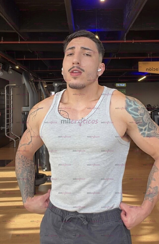 FOTOS DE COLOMBIANO DE PASO. POCOS DÍAS EN GDLJ. ABIERTO A TODO BUEN SEXO, SALIDAS. CITAS