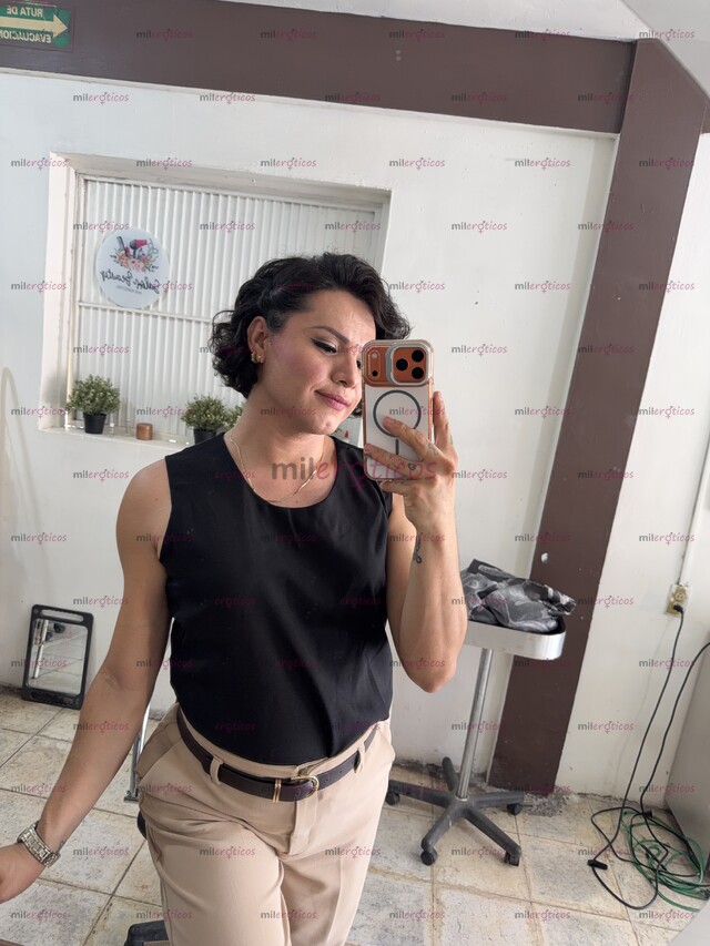FOTOS DE TRANNY SÚPER LINDA CON LUGAR Y SÚPER CACHONDA ELEGANTE