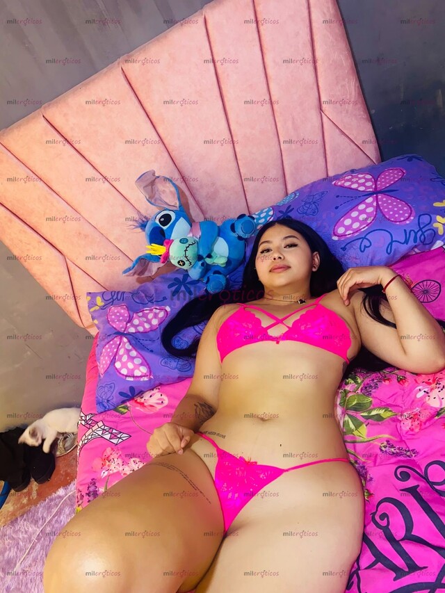 FOTOS DE HOLA SOY NUEVA EN LA PÁGINA , PELINEGRA, BLANQUITA, DISPUESTA A TODO