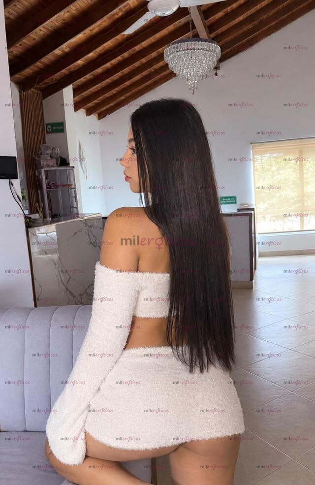 FOTOS DE POLLITA RECIÉN LLEGADA CON GANAS DE QUEMAR TODAS MIS ENERGÍAS ENCIMA DE TI LULU