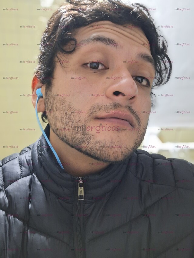 FOTOS DE HOMBRE MASAJISTA CON 18CM MUY COMPLACIENTE