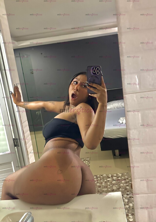 FOTOS DE ARLY TRAGONA DE VERGAS NALGONA DE VAGINA JUGOSA Y TETAS ENORMES