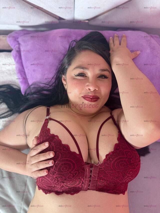 FOTOS DE VIVIAN SUPER TETONA NATURAL CARA HERMOSA PELO NEGRO JUGUETONA