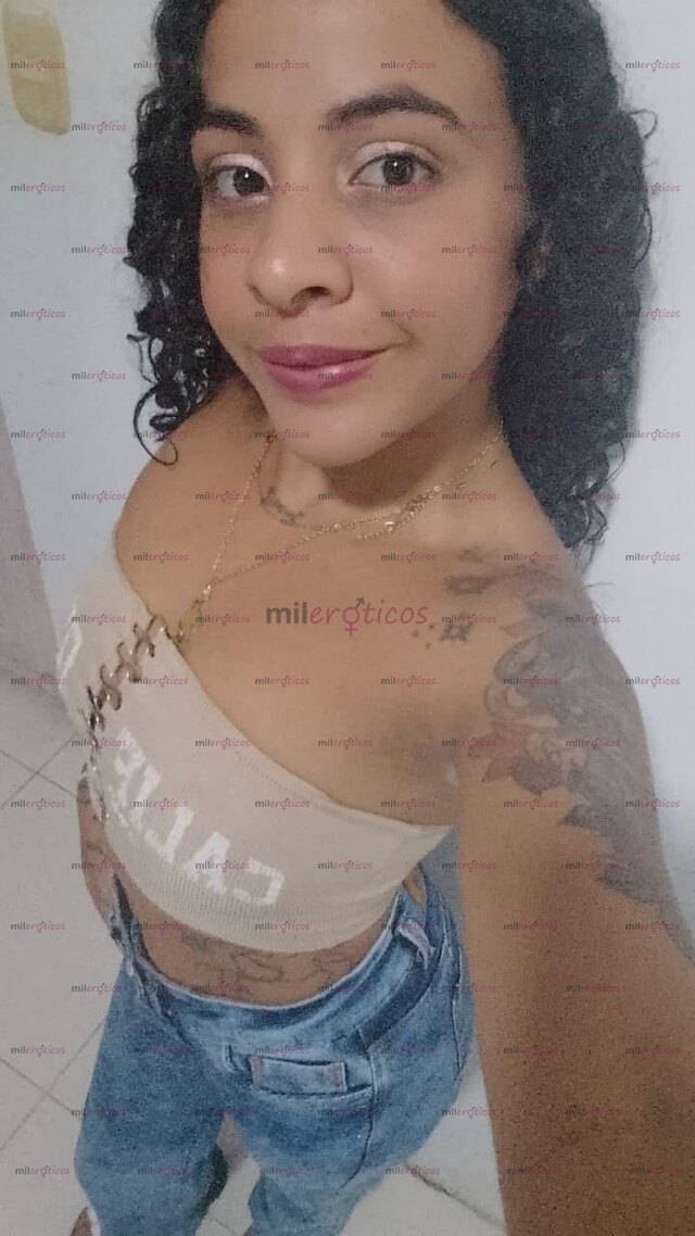 FOTOS DE TWINFÓMANA ACÁ EN TU CIUDAD VEN Y DISFRUTA DE UNA PUTA MENTE ABIERTA UNA CHUPADA