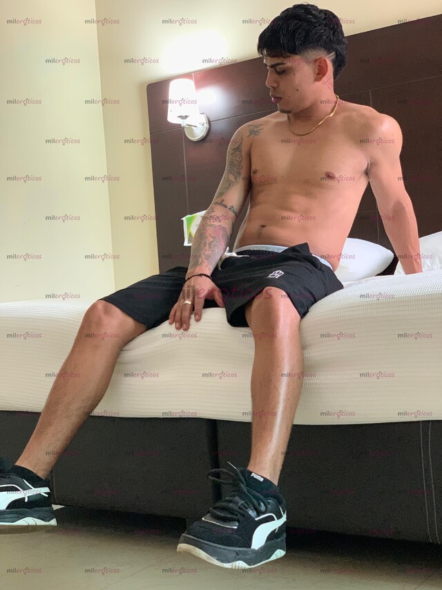 FOTOS DE MORENO EXCLUSIVO DISPUESTO A BRINDARTE UNA EXCELENTE COMPAÑÍA ESCRÍBEME