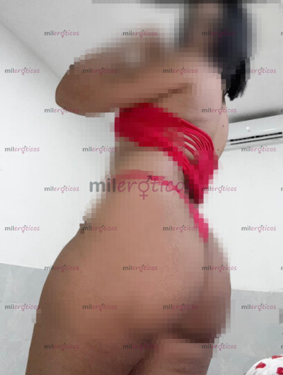 FOTOS DE BELLA PRINCESA PELI NEGRA CON CARA DE TRAVIESA
