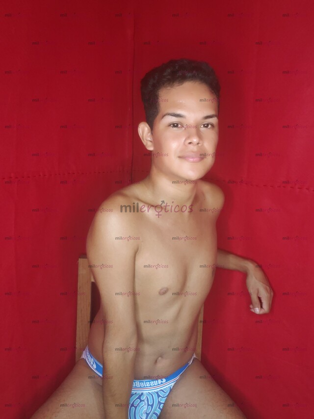 FOTOS DE JENERTH FLAQUITO MORENITO DELEITADOR SEXOXO