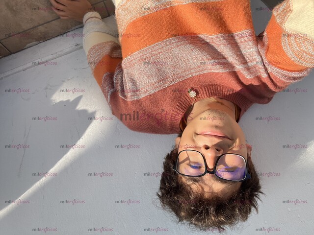 FOTOS DE SOY CORCHO UN UNIVERSITARIO MÁS, AMABLE Y ATENTO A TU SERVICIO