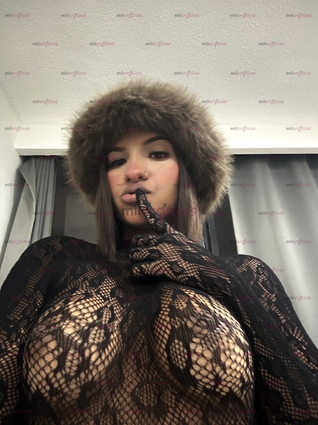 FOTOS DE HOLA SOY ZOÉ MORENA EXPERTA MAMANDO VERGA