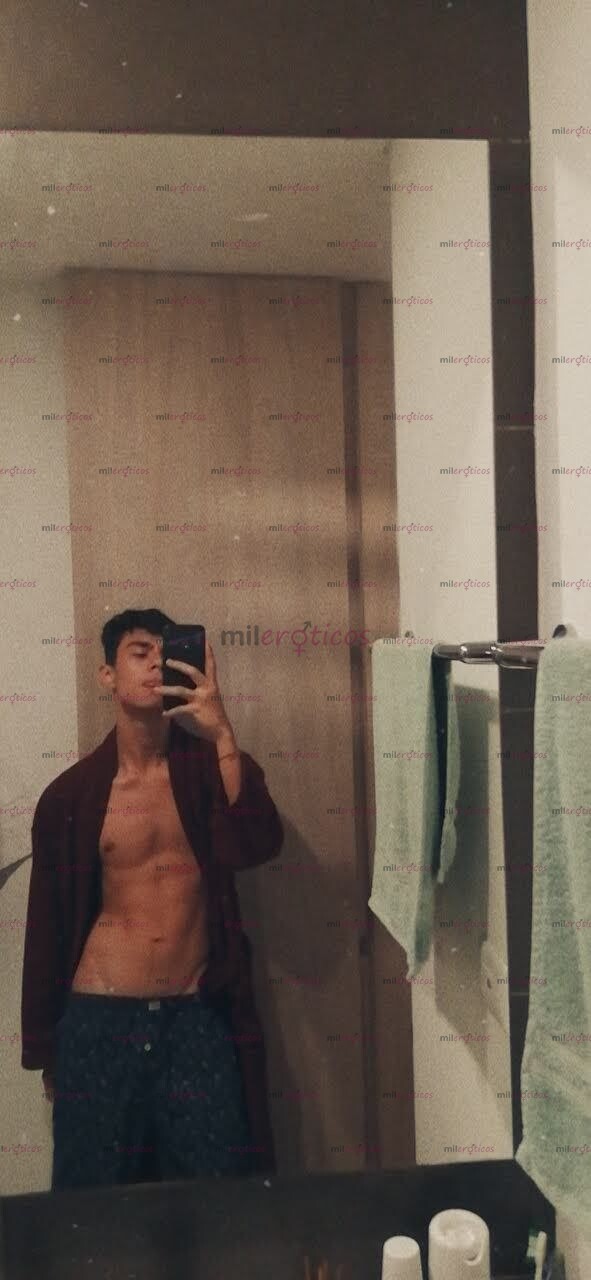 FOTOS DE CHICO JOVEN, ATREVIDO Y DISCRETO CON ESE TOQUE MORBOSO QUE BUSCAS, BUENA VIBR