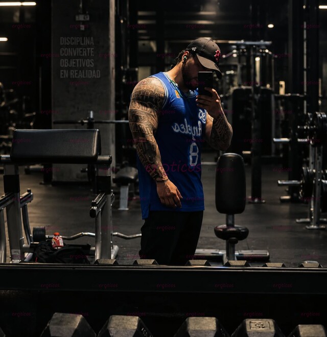 FOTOS DE MASAJISTA MASCULINO REALMENTE PROFESIONAL EN BOGOTA