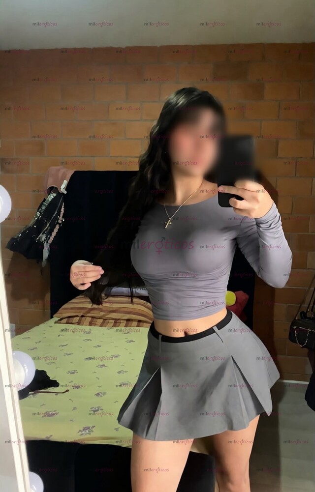 FOTOS DE 19 AÑOS CON UNAS RICAS TETAS Y CUERPO PETIT AMOR. SELENE INDEPENDIENTE