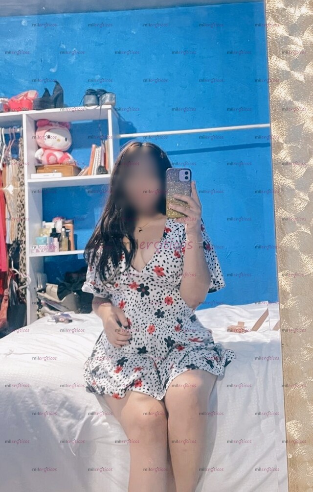 FOTOS DE HOLA ME LLAMO ZOE, TENGO 23 AÑOS.. SOY UNA CHICA SÚPER CALIENTE