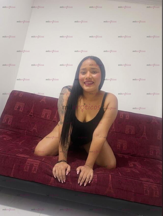 FOTOS DE SOY UNA MORENA MUY CALIENTE CON UNA VAGINA BIEN ESTRECHA DELICIOSA Y RICA TE LA