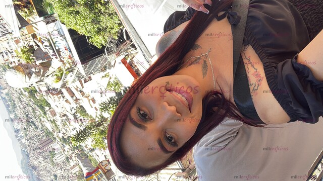 FOTOS DE TU SEXY Y HERMOSA FLAKA LATINA DE CUERPO TOTALMENTE NATURAL