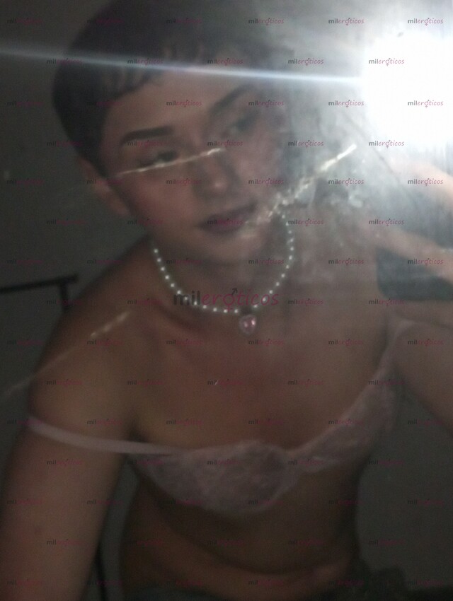 FOTOS DE DISPONIBLE CON SITIO. $50 . O A DOMICILIO. VENDO CONTENIDO TAMBIÉN