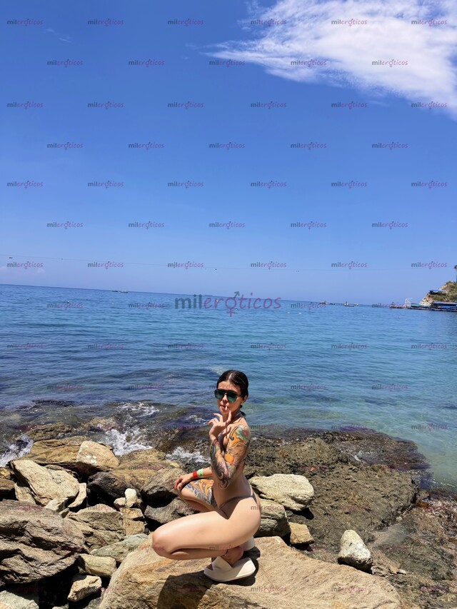 FOTOS DE RICA BLAQUITA Y FLAQUITA PERFECTA PARA SALIR DE LA RUTINA Y FOLLAR MUY RICO