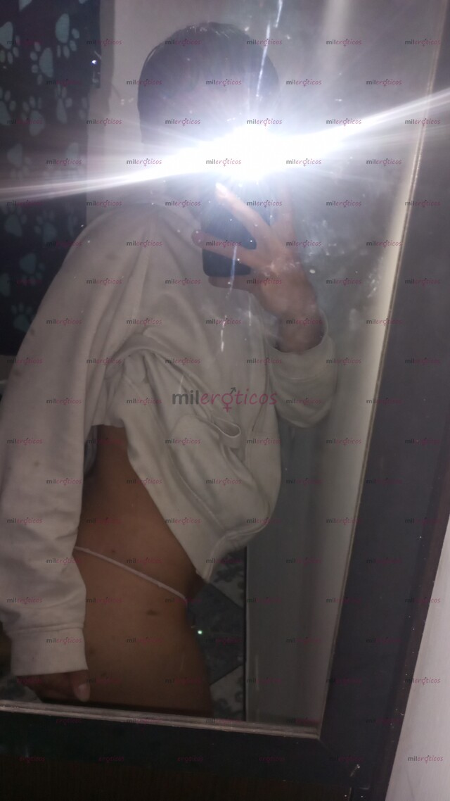 FOTOS DE DISPONIBLE CON SITIO. $50 . O A DOMICILIO. VENDO CONTENIDO TAMBIÉN