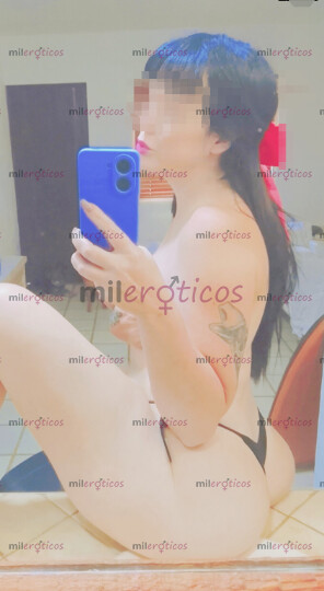 FOTOS DE ANGELINA LA BARBIE CANADIENSE REGRESO A CANCUN PERO PELINEGRA!!!!!