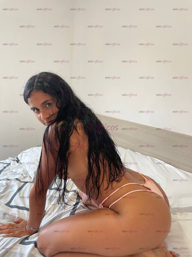 FOTOS DE MICHELL, UNA CHAVITA EXÓTICA DE NALGAS JUGOSAS Y CON UNA GARGANTA PROFUNDA!