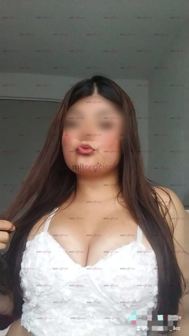 FOTOS DE SOY MUY COMPLACIENTE, NO TE OLVODARAS DE MI DENNIS