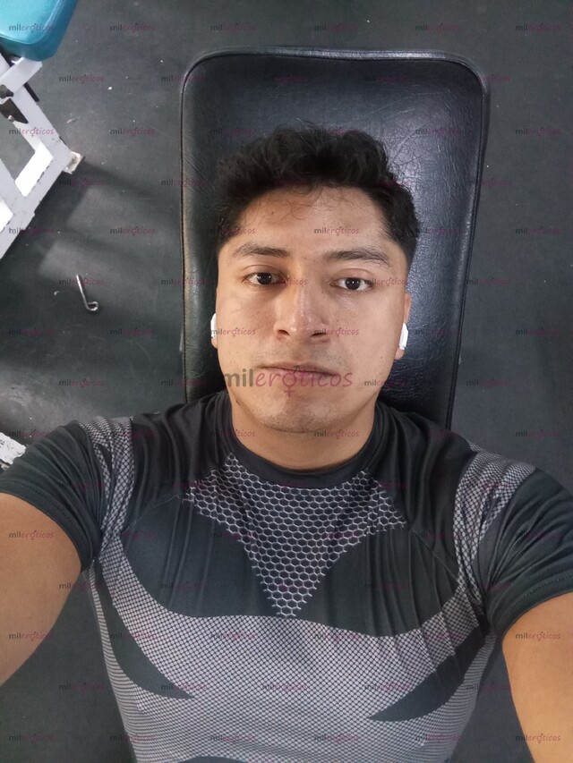 FOTOS DE CHICO ACTIVO, COMPLACIENTE, CALIENTE Y DETONADOR