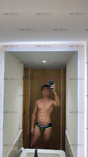 FOTOS DE ACTIVO CACHONDO CON 18CM DE HERRAMIENTA ERECTA PARA TÍ