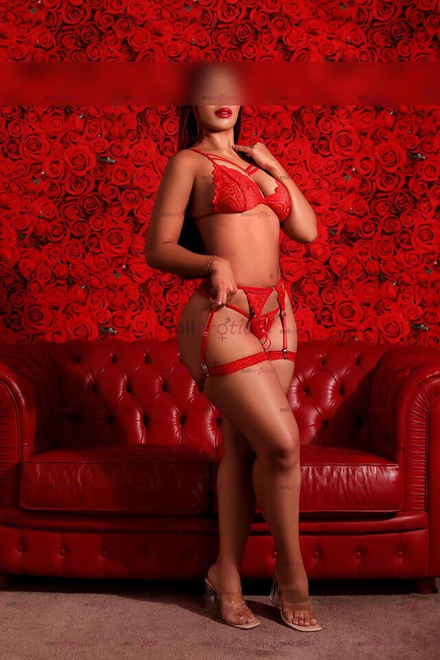 FOTOS DE MIA, HERMOSA Y DULCE CHICA, VEN ATREVETE A SACIAR TUS DESEOS BB