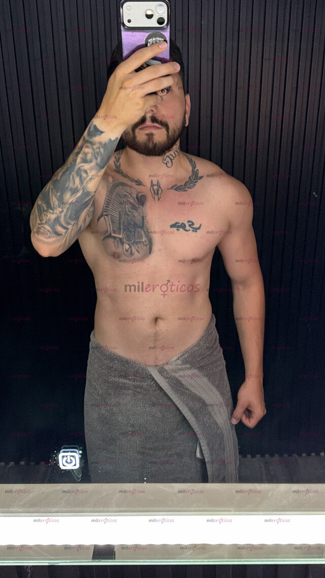 FOTOS DE MAN MASCULINO TATUADO Y COMPLACIENTE INTER PAS