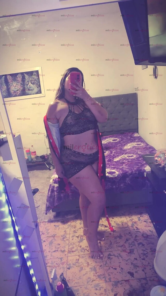 FOTOS DE TIERNA RUBIA DISPONIBLE Y COMPLETAMENTE DISPUESTA A LLEVARTE AL PLACER