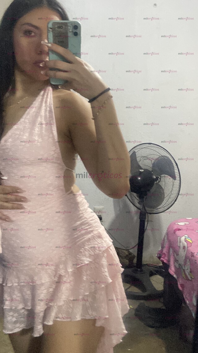 FOTOS DE CHICA GUERITA BONITA CON GANAS DE VERTE Y VIVIR UNA EXPERIENCIA ÚNICA