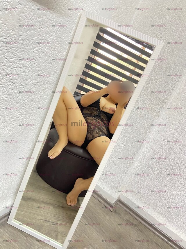 FOTOS DE MADURITA CULONA, SUPER RICA, CACHONDA , ME ENCANTA PROVOCAR Y HACERTE VENIR DELI