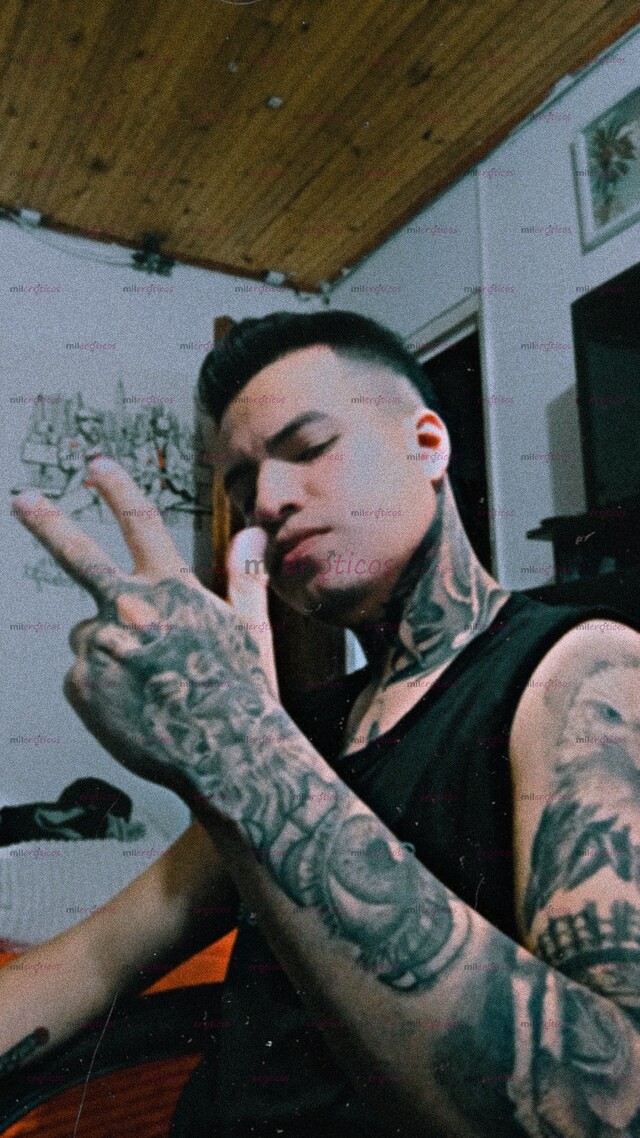 FOTOS DE HETERO , MENTE ABIERTA, MAMA MI VERGA SIN PARAR HASTA EL FONDO ,DEJAMELO MOJADO.