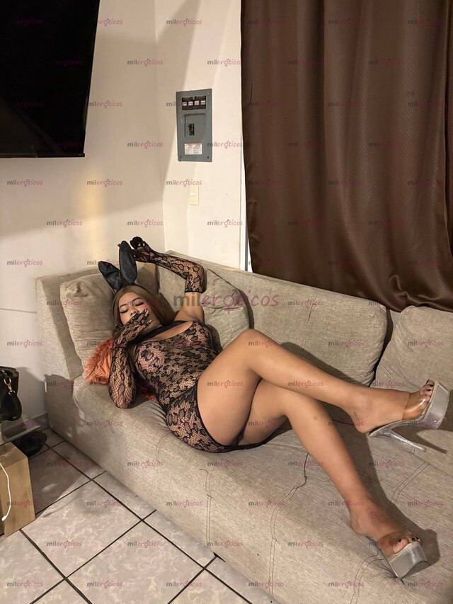 FOTOS DE HOLI PAPI LLEGO TU MORENA CULONA PARA DARTE PLACER