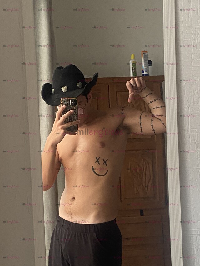 FOTOS DE CHILANGO GUAPO Y CALIENTE A LA PUERTA DE TU CASA O A LA MÍA